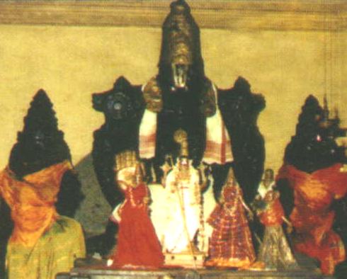  Thiru Thanjaimaamani Koil - Sri Neelamega Perumal Temple